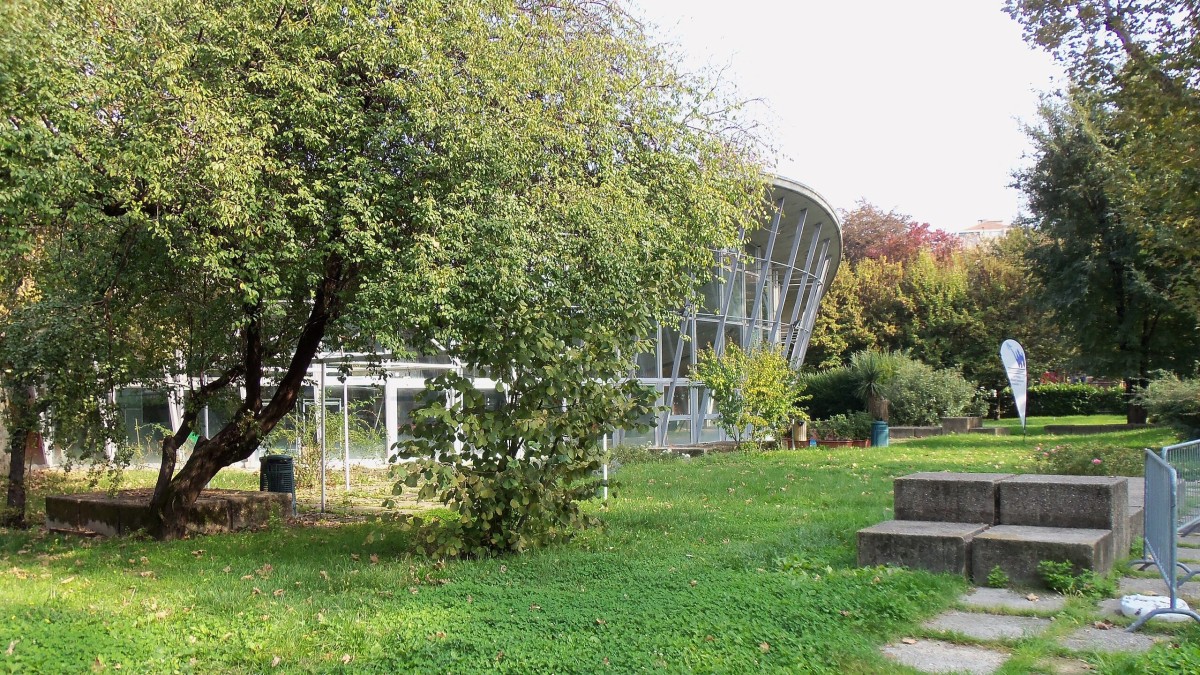 vivere al quartiere solari milano