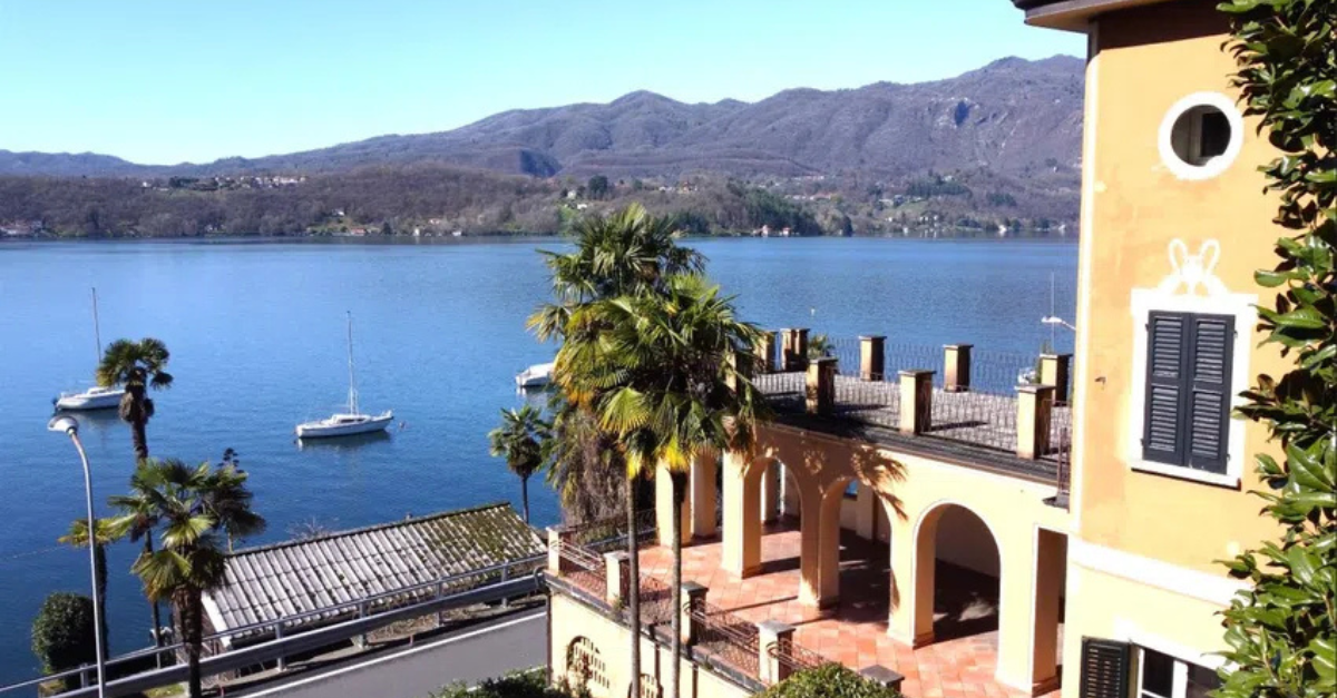 Antonino Cannavacciuolo dove vive