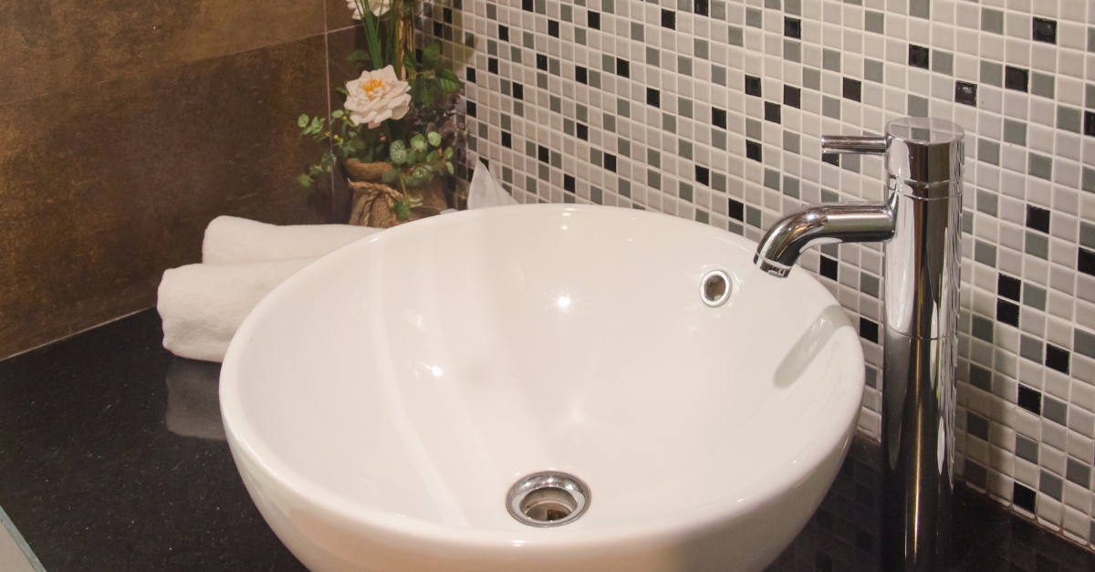 Come eliminare crepe lavandino ceramica