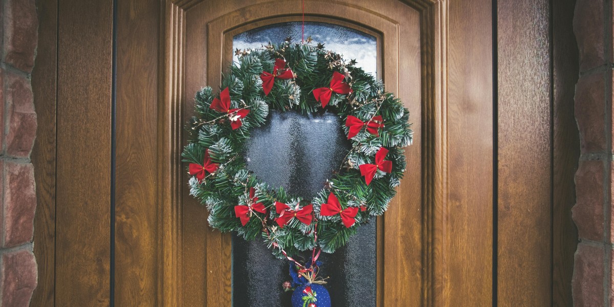 Come addobbare l'ingresso di casa per Natale