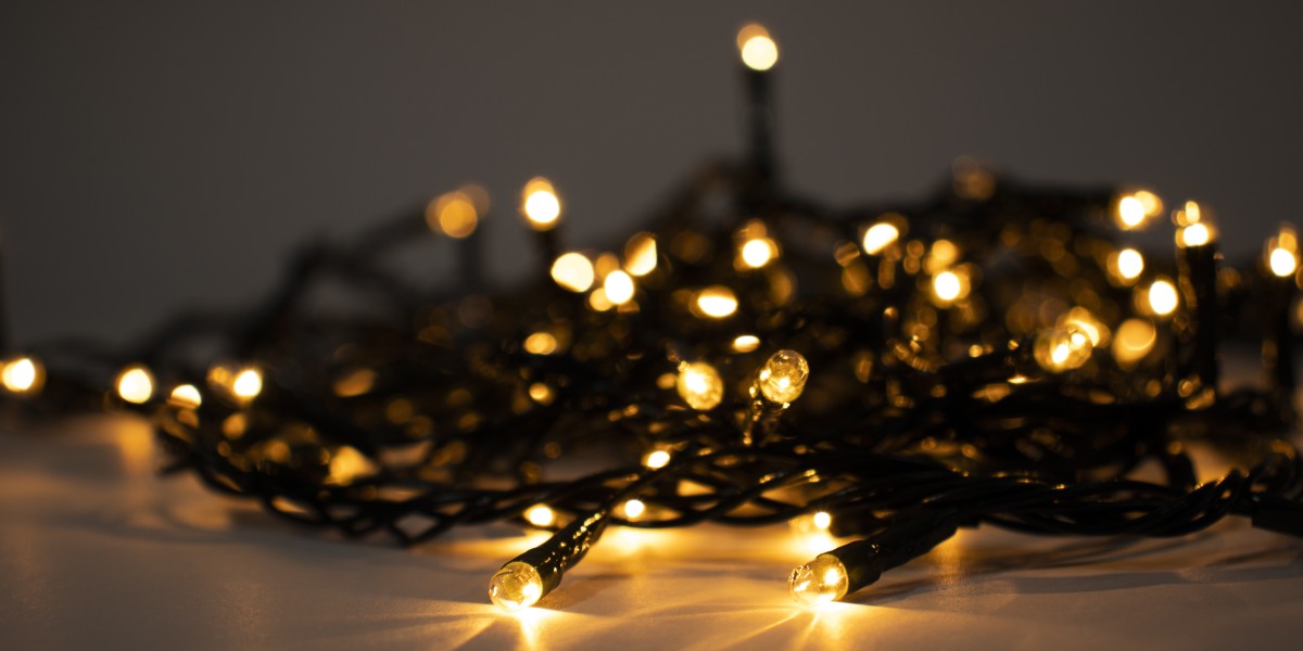 dove si buttano luci di natale rotte