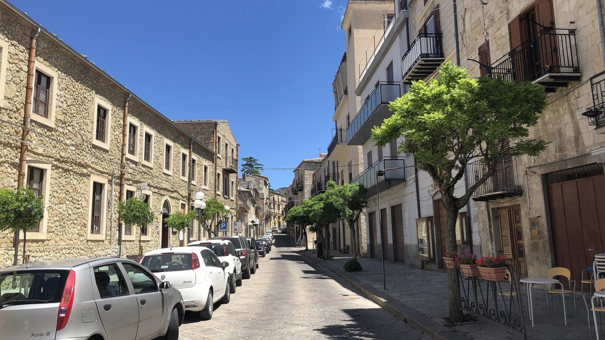 vivere a petralia sottana