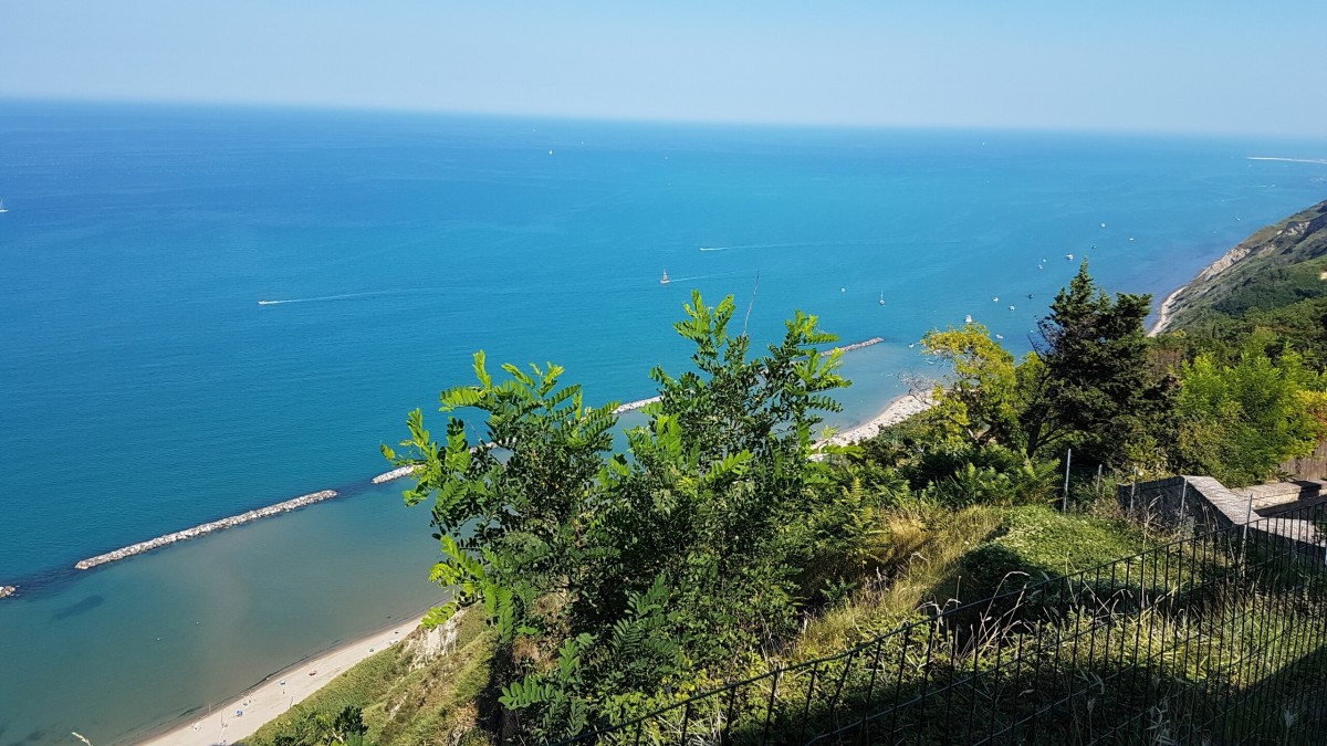 cosa vedere a fiorenzuola di focara