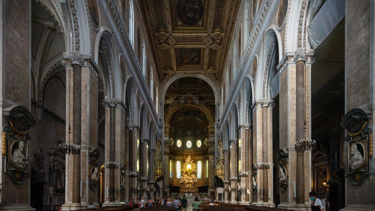 cosa fare a napoli a febbraio 2025