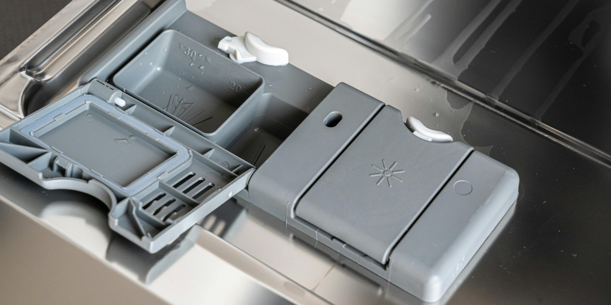 come si carica la lavastoviglie