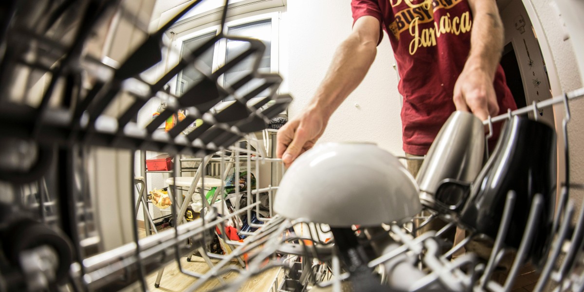 sportello della lavastoviglie aperto o chiuso