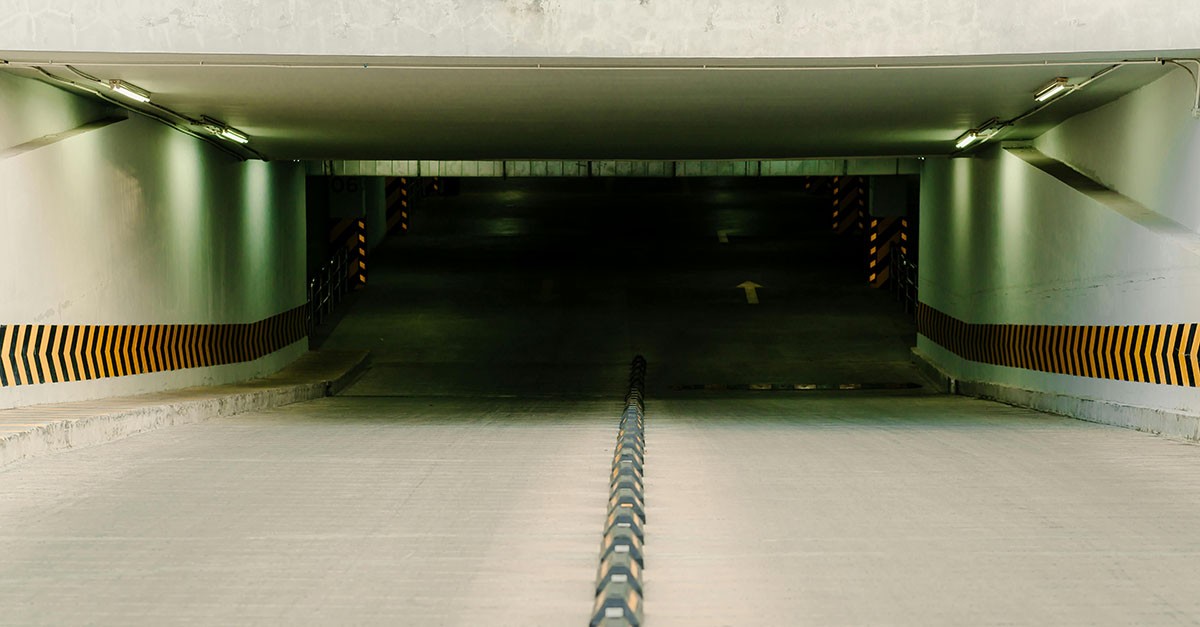 Rampa d'accesso al garage condominiale Rampa d'accesso al garage condominiale