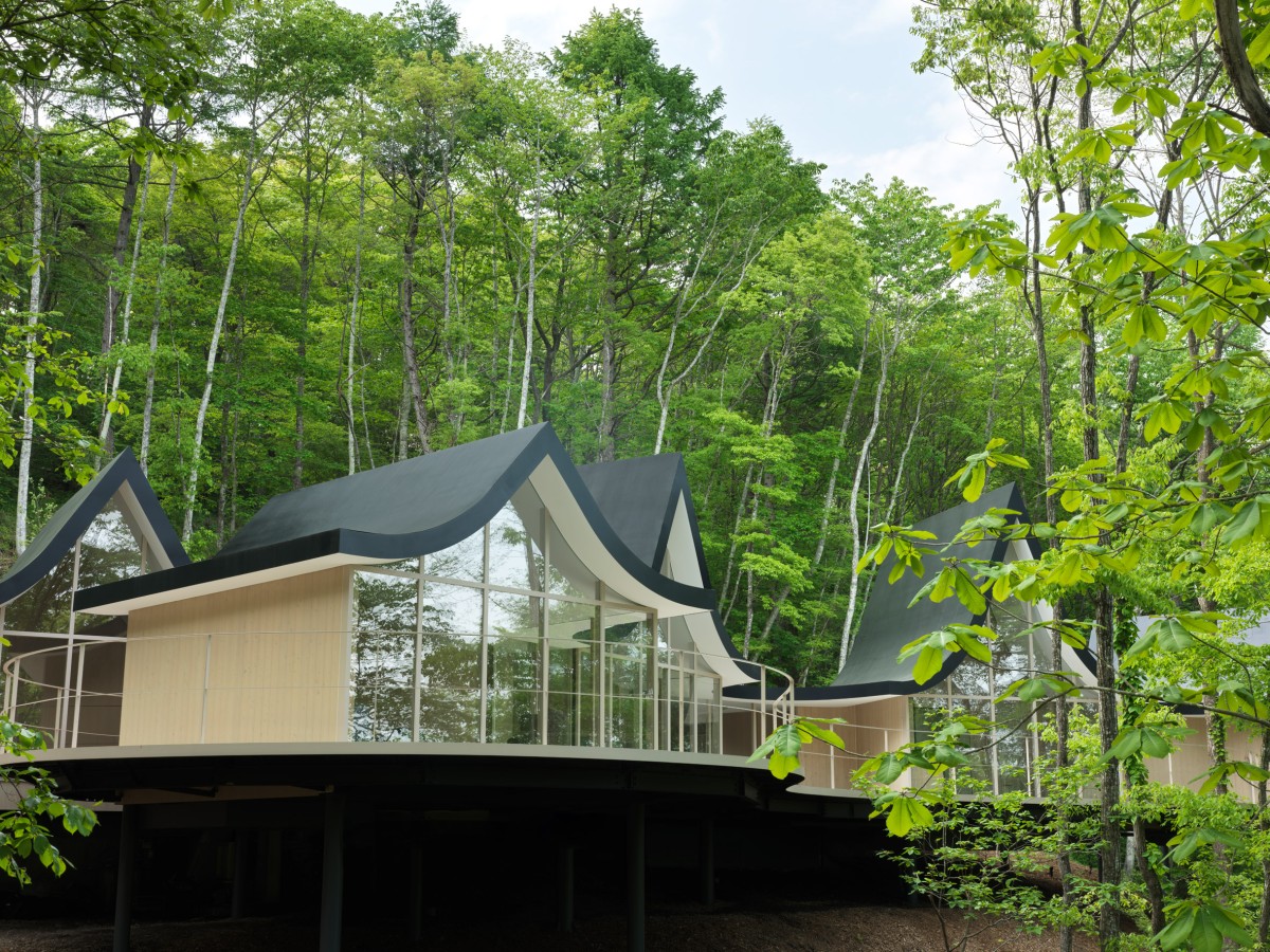 Hand in Hand House