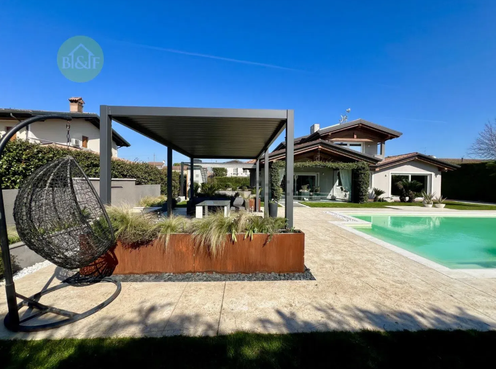 villa in vendita