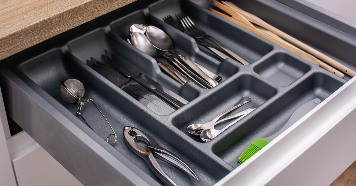 cassetto cucina organizzato