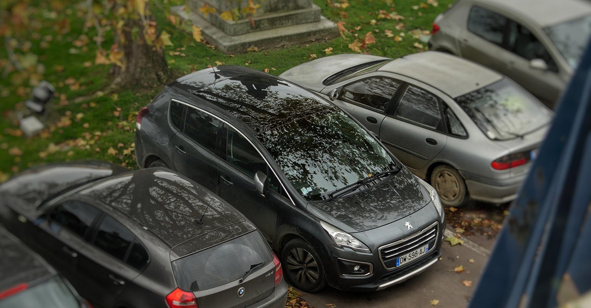 Parcheggio nel cortile condominiale