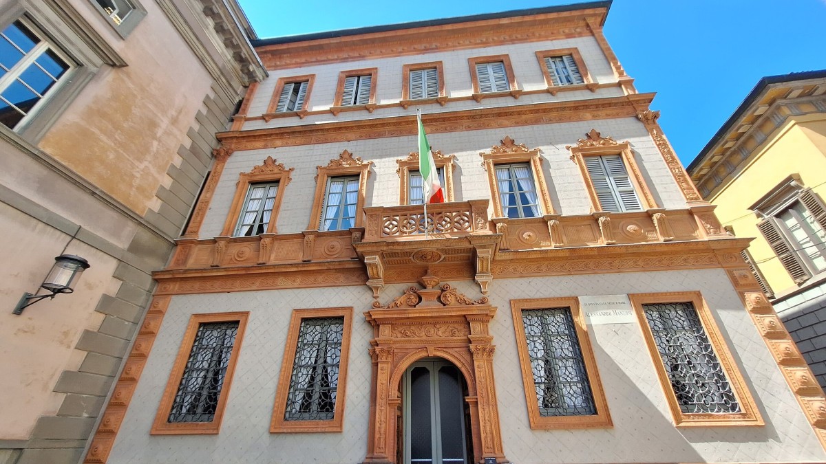casa manzoni milano