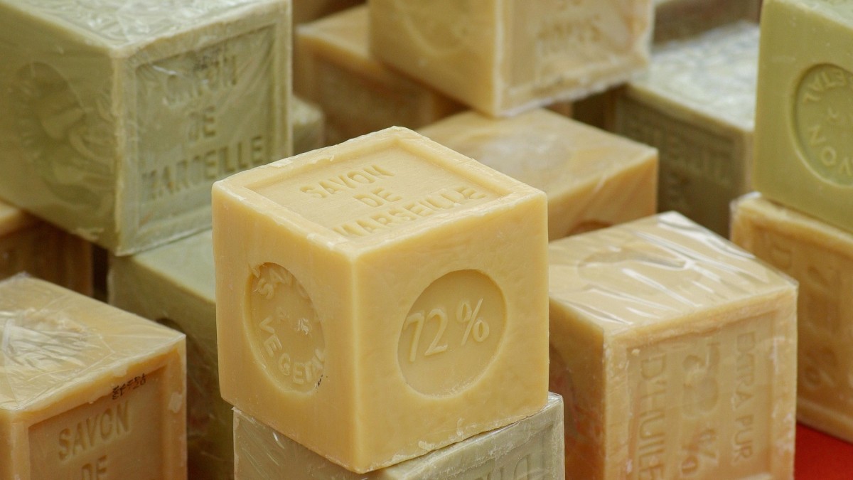 sapone di marsiglia sulle piante