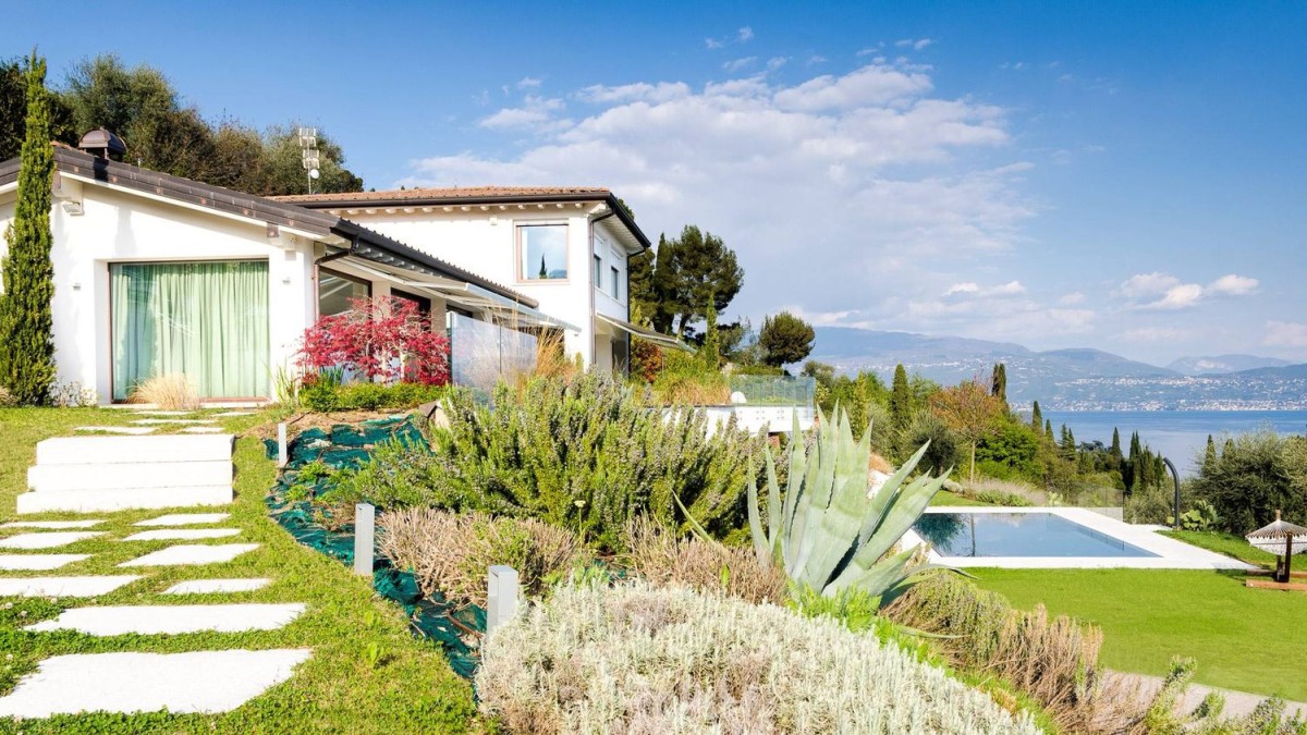 Luxury villa in Italy