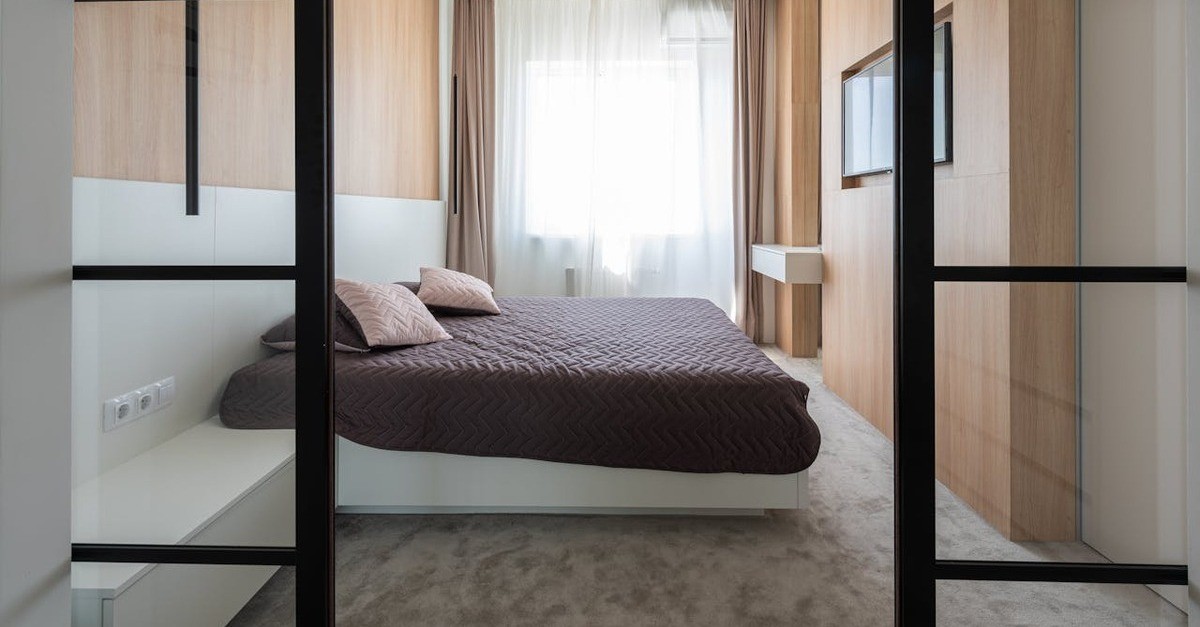 camera da letto con moquette