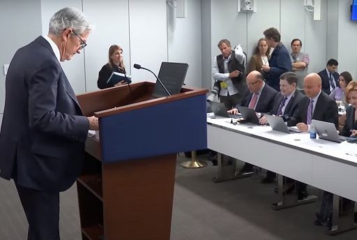##Fed conferma ancora tassi Usa, vede più incertezza sull'economia ##Fed conferma ancora tassi Usa, vede più incertezza sull'economia