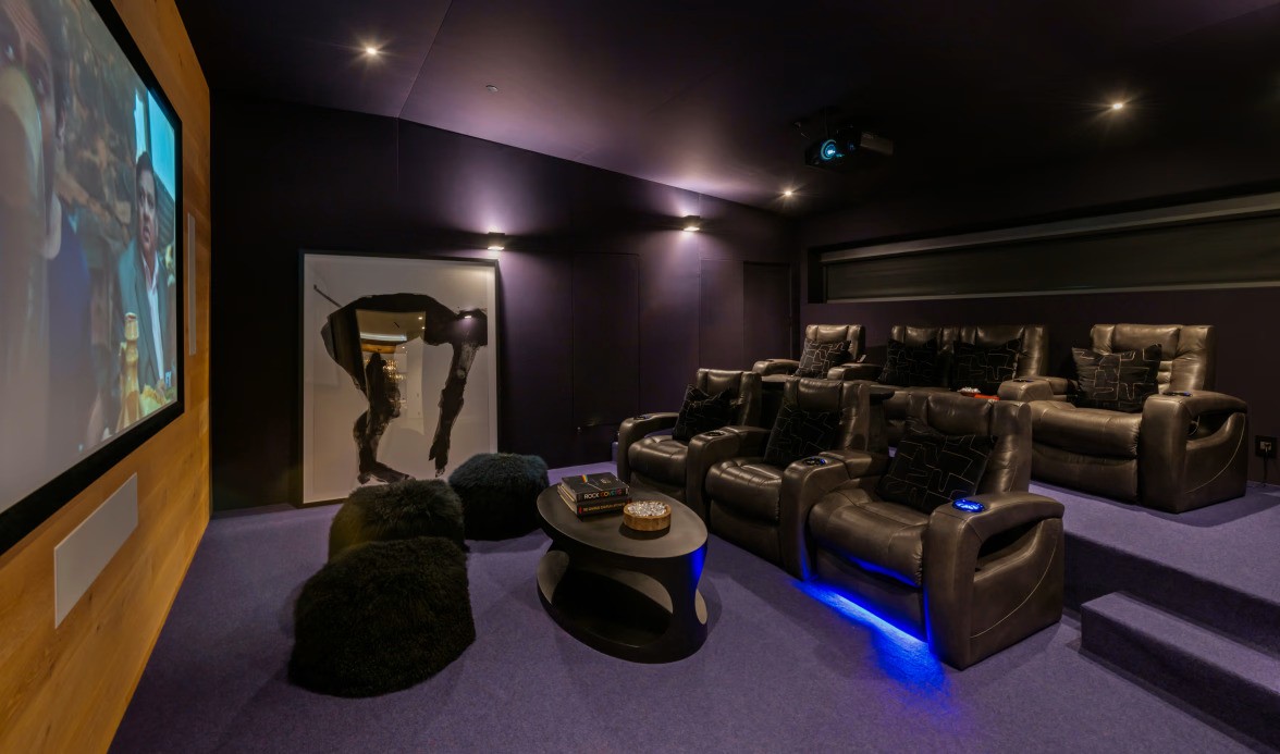 La mansión de Gene Simmons en Beverly Hills, California