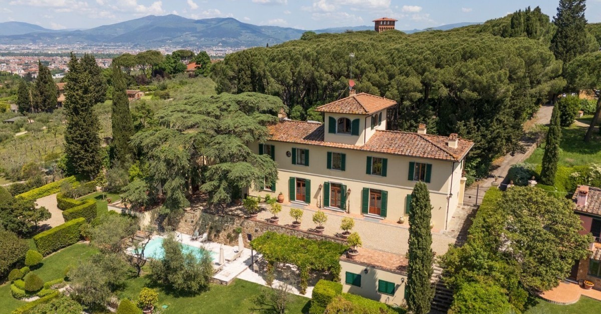 Tuscany luxury property for sale