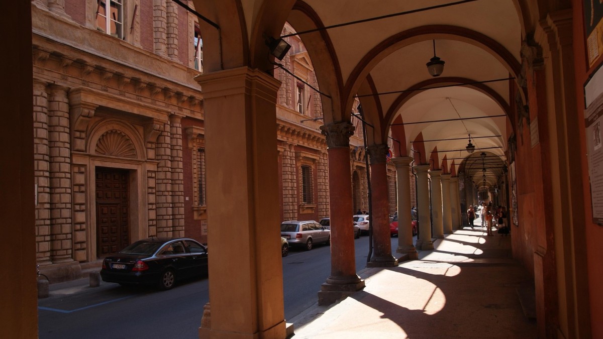 quartieri piu costosi bologna