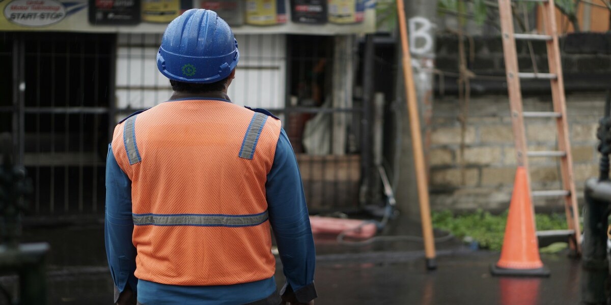 lavoratore con contratto di somministrazione dipendente di agenzia per il lavoro