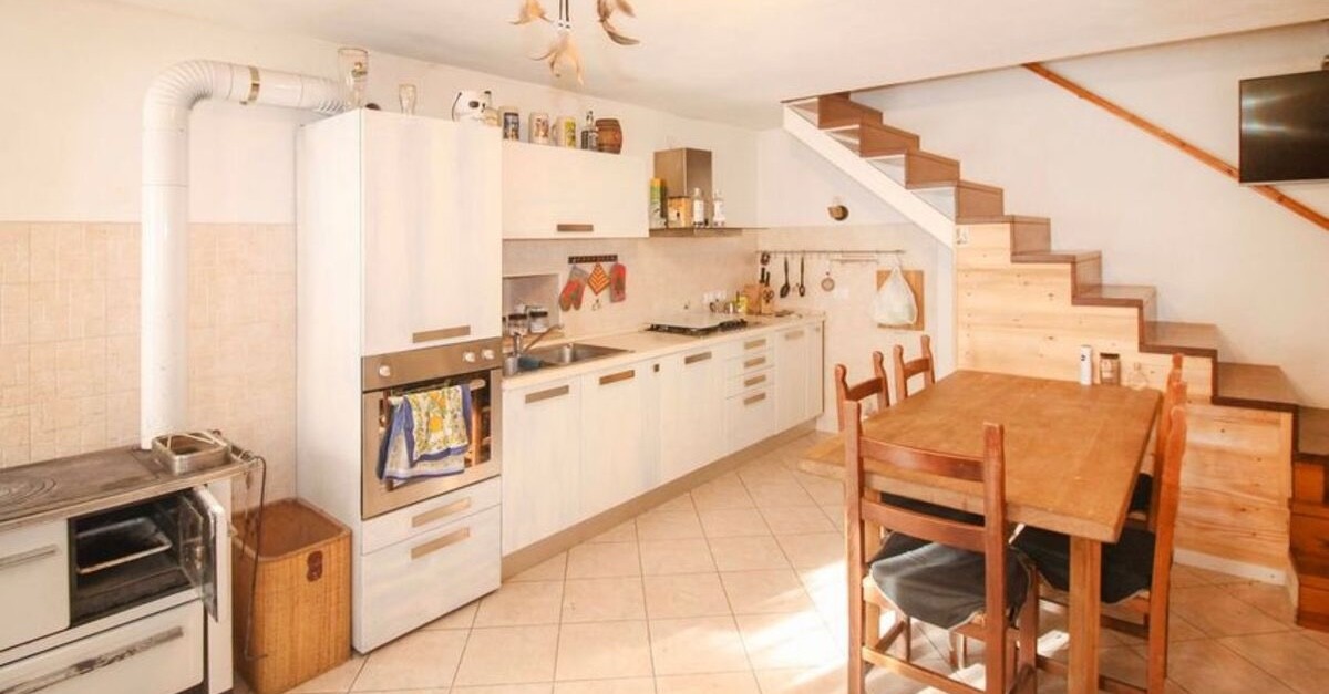 casa rustica a Sant'Anna d'Alfaedo