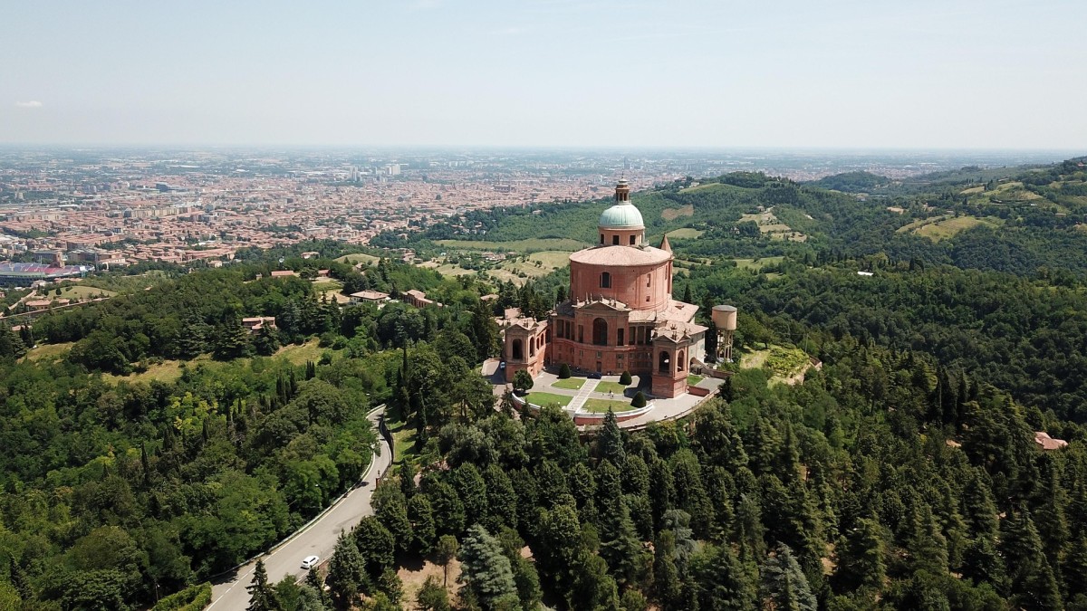 quartieri piu costosi bologna