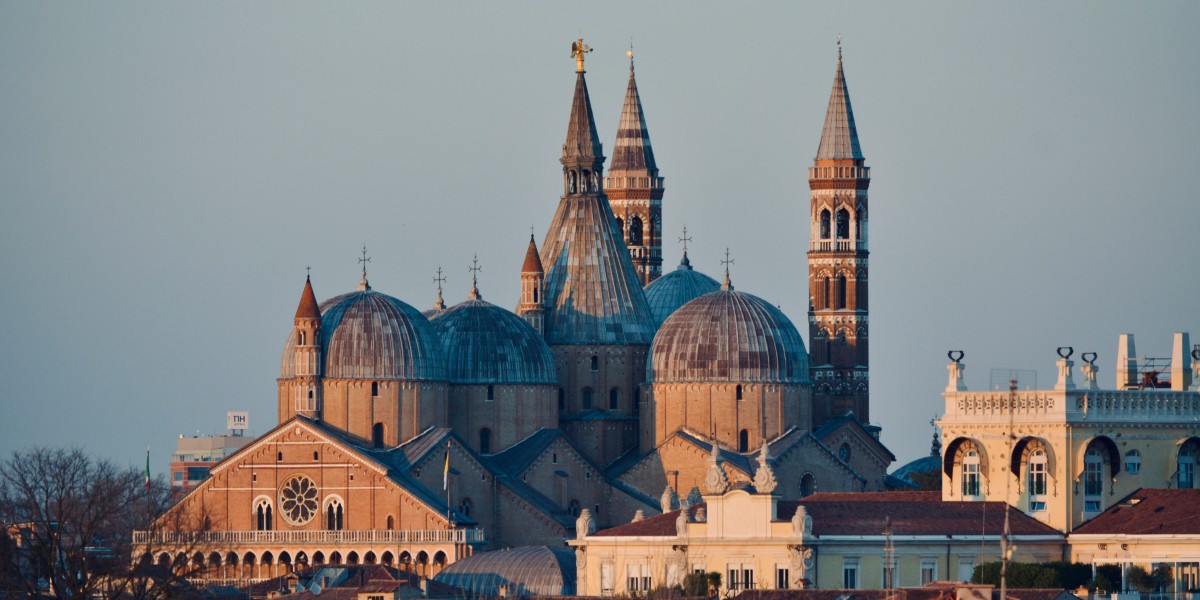 Study abroad in Bologna