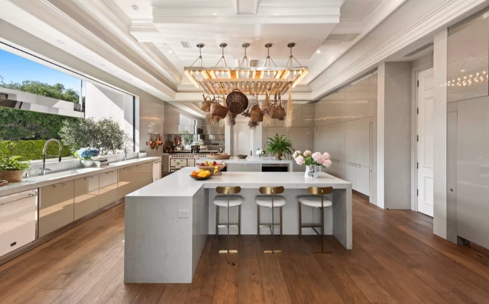 La mansión de Jennifer López y Ben Affleck en Beverly Hills (California)