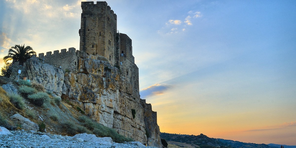 Castelli sul mare in Calabria
