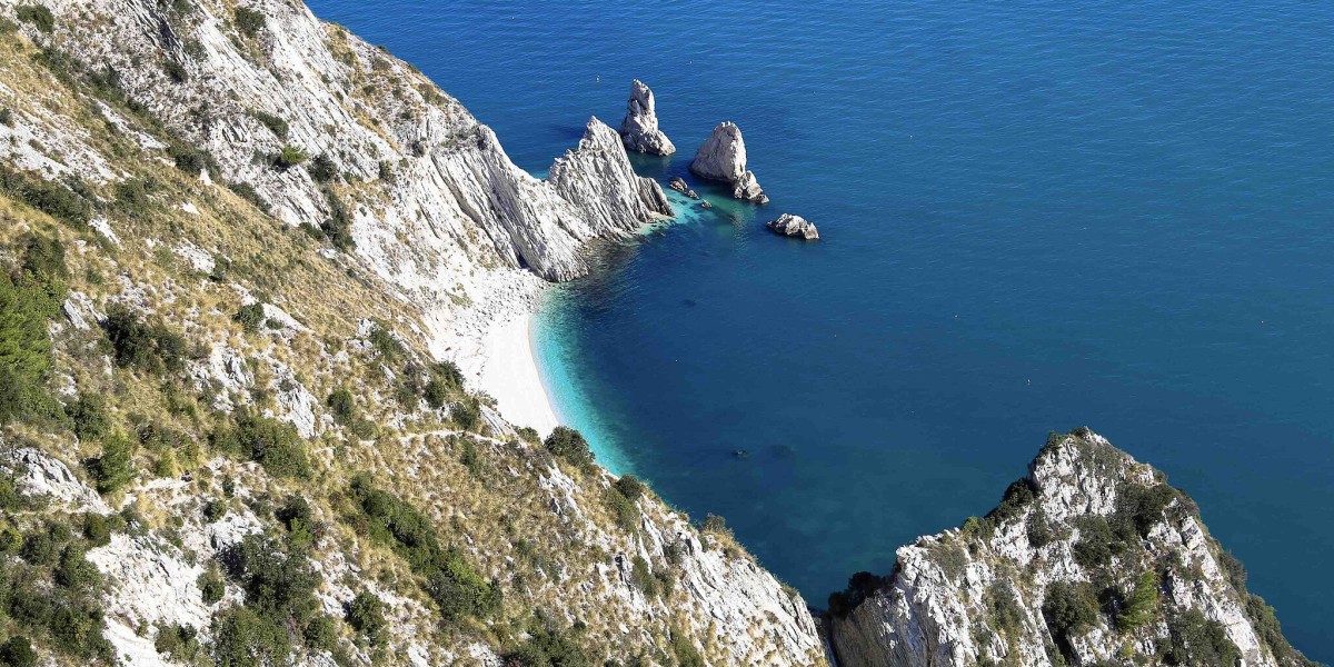 spiaggia delle due sorelle