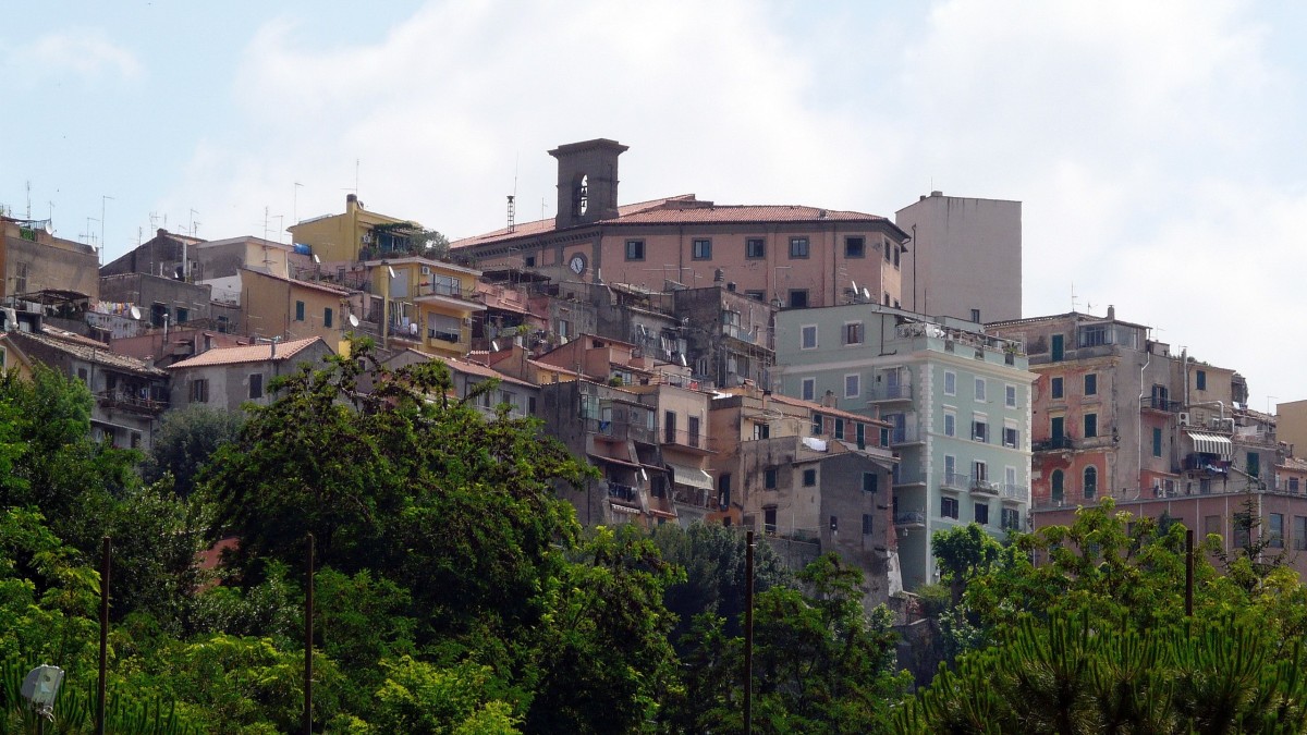 paesi castelli romani