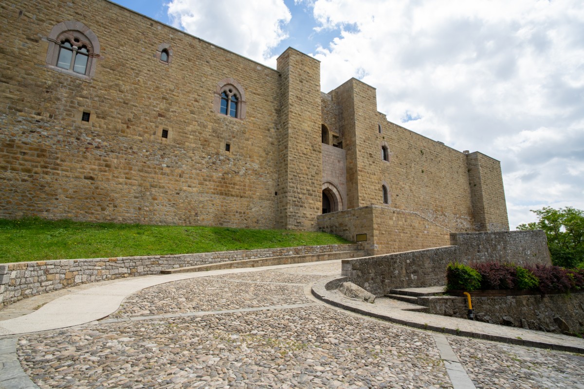 Castello di Lagopesole