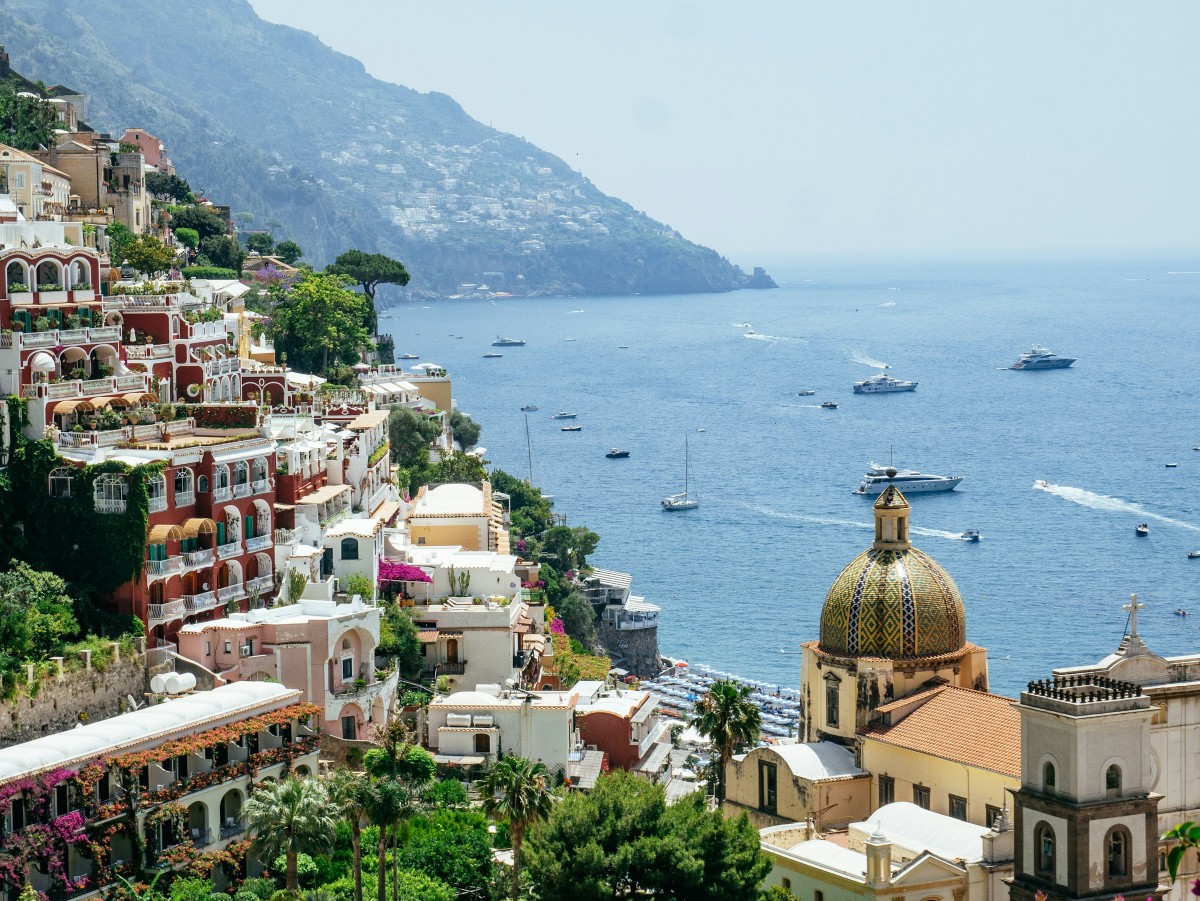 Discover the Amalfi Coast with Uber this summer