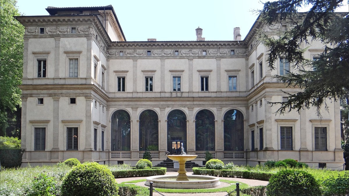 villa farnesina roma