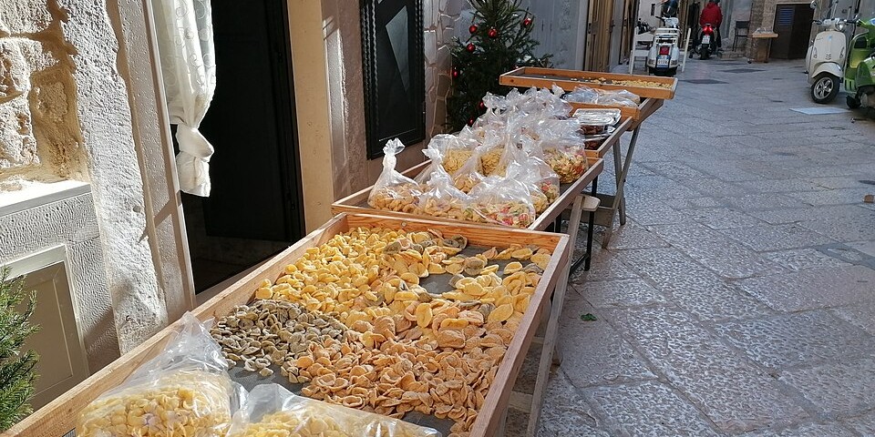 strada delle orecchiette bari
