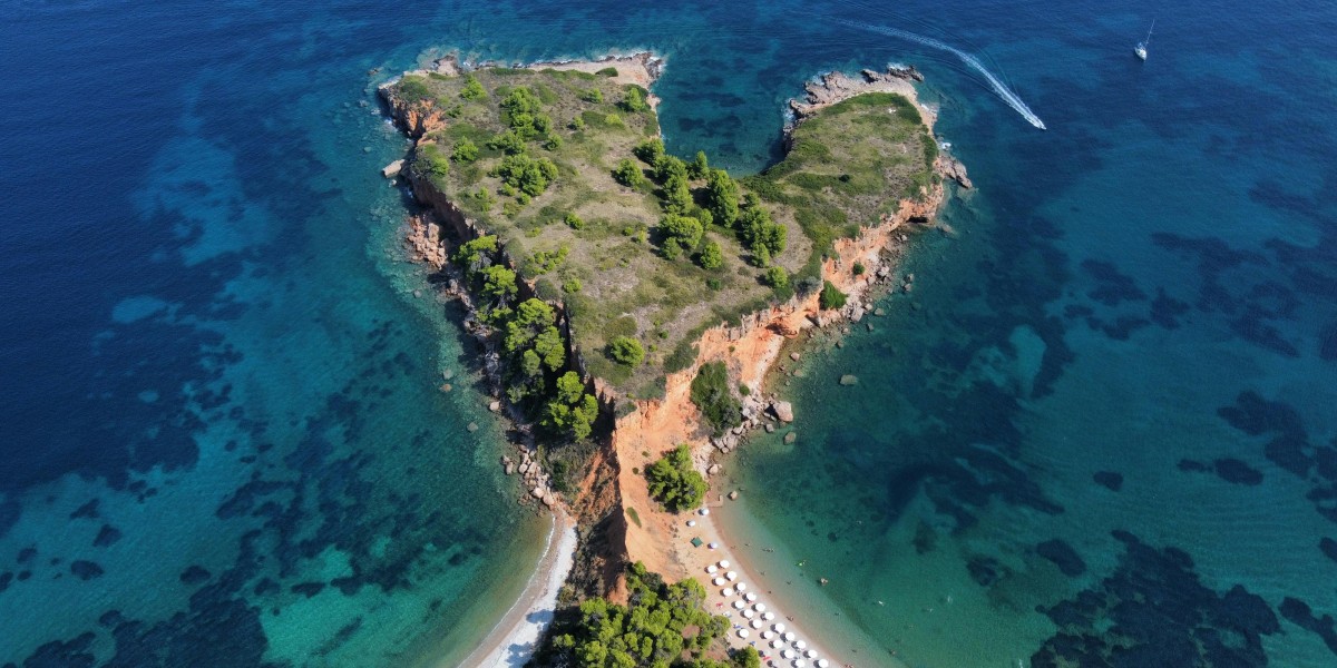 isola a forma di cuore
