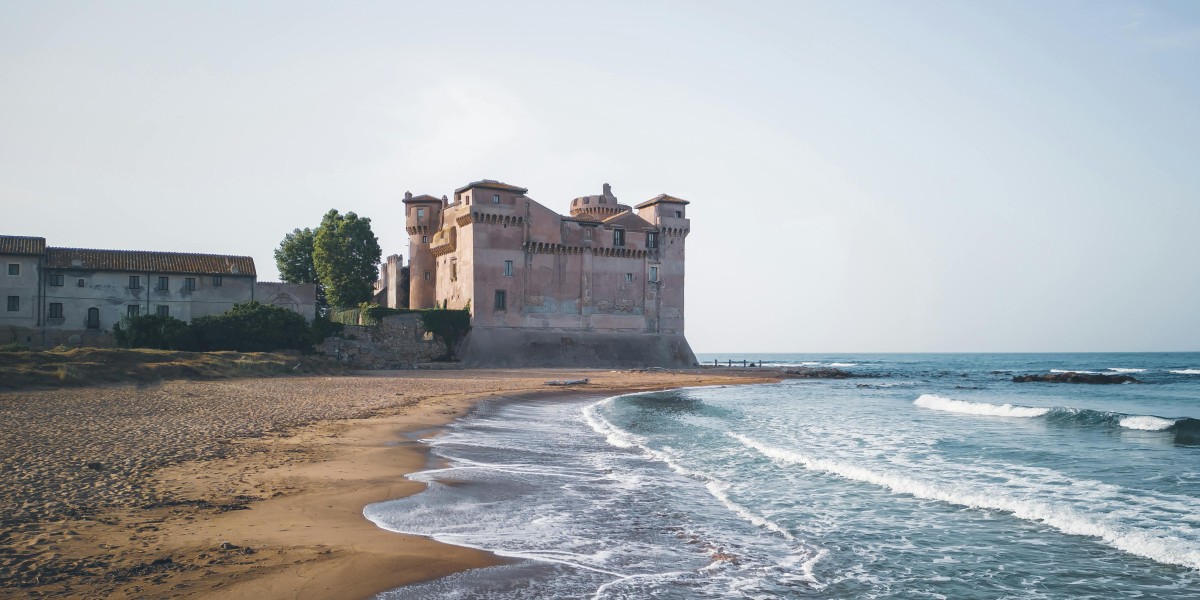 Best coastal towns near Rome