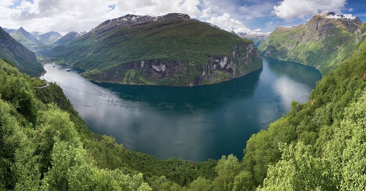 Una visione dall'alto di Sognefjord, il re dei fiordi