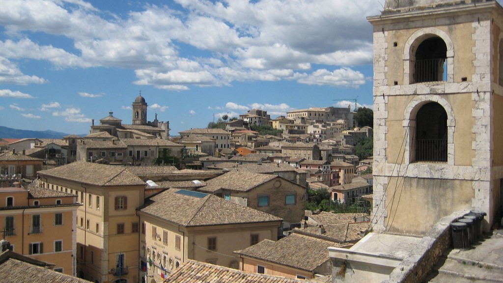 cosa vedere a isola del liri
