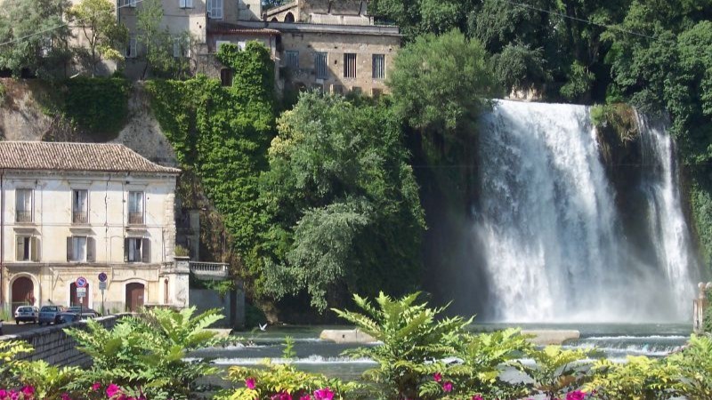 cosa vedere a isola del liri