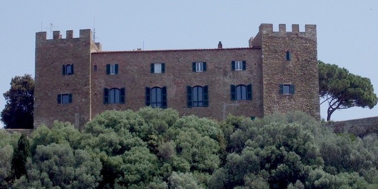 Castelli sul mare in Toscana
