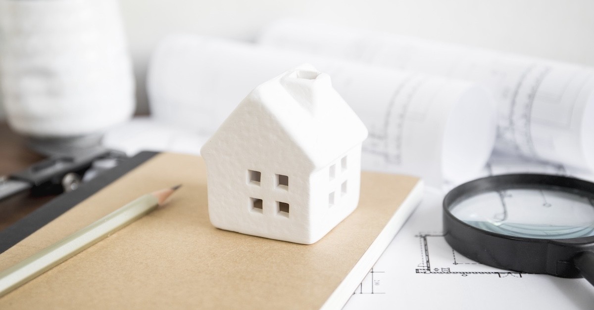 Immobile giocattolo con lente d'ingradimento