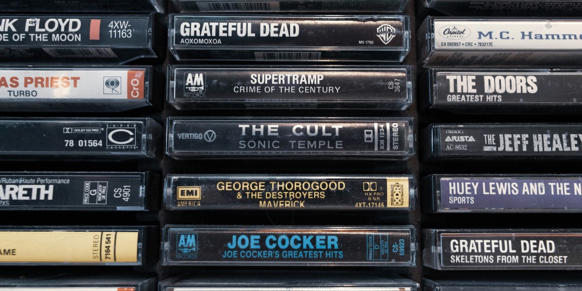 dove si buttano le videocassette