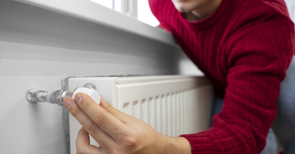 manutenzione al termosifone