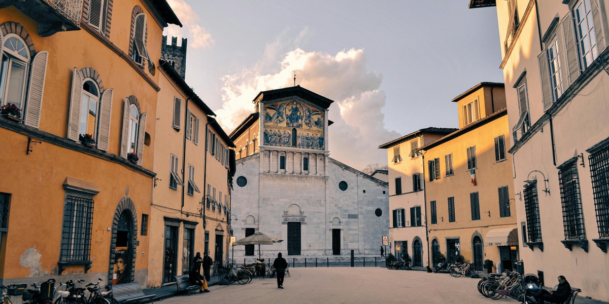 basilica san frediano lucca 