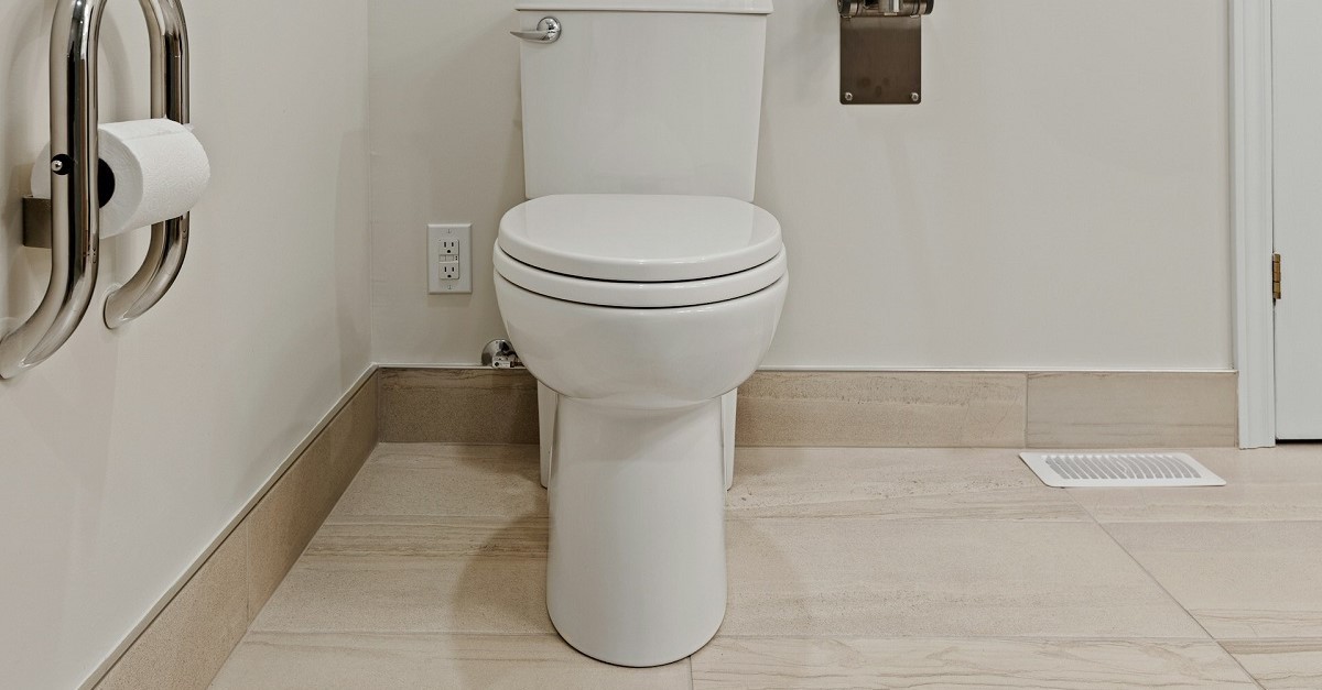 Un WC con tavoletta perfettamente compatibile