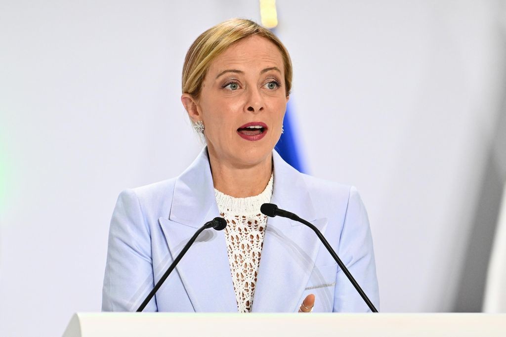 ## Meloni a Meeting Cl, d'accordo con Draghi su Ue e lancia Piano casa