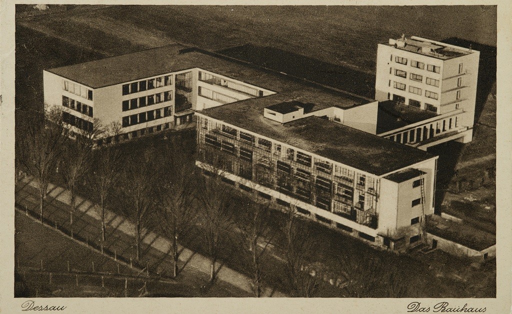 Il complesso Bauhaus dopo la sua inaugurazione