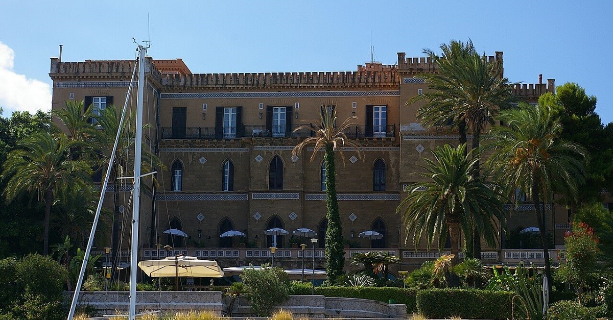Il lussuoso hotel di Villa Igiea, situato nel quartiere Acquasanta di Palermo
