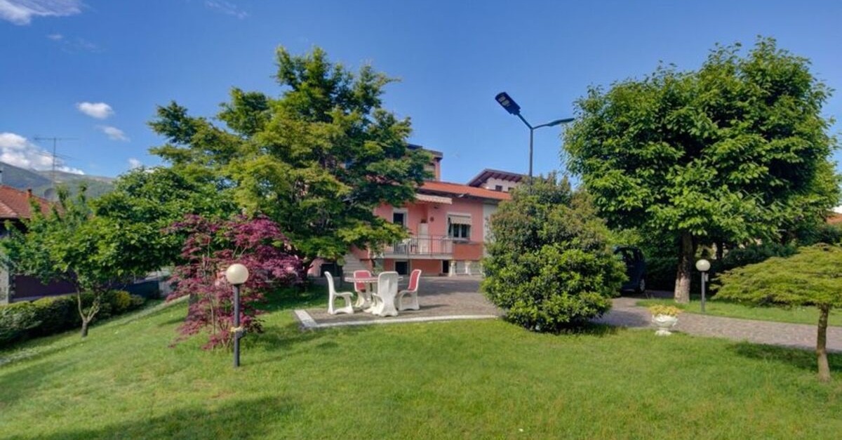 Villetta bifamiliare a verbania Villetta bifamiliare a verbania